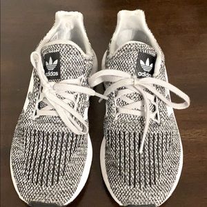 Kids Adidas Swift Run Sneaker